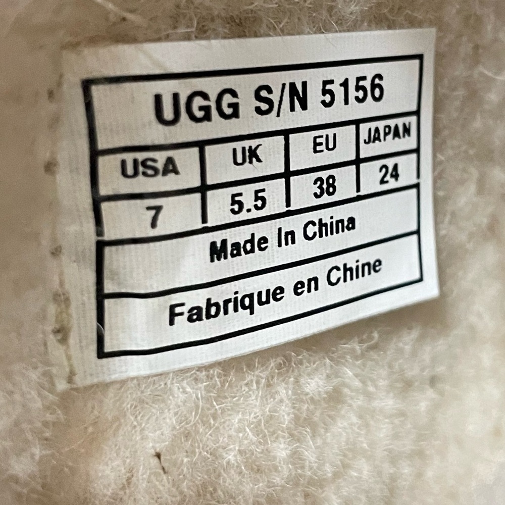 EUC UGG Australia Kona Brown Waterproof Boots SZ 7 - Picture 9 of 12